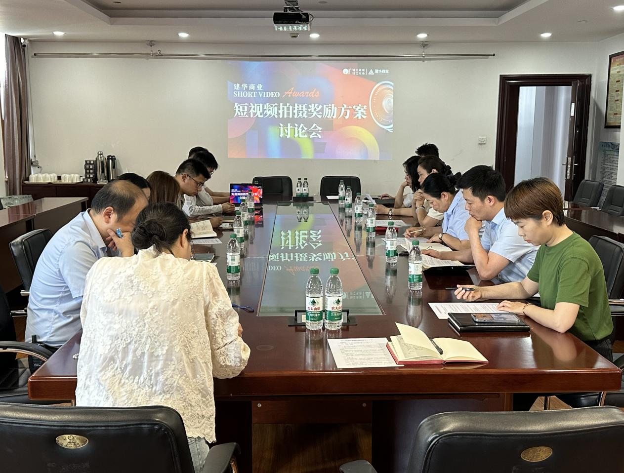 攜手共探發(fā)展新路徑，齊心布局營(yíng)銷新策略